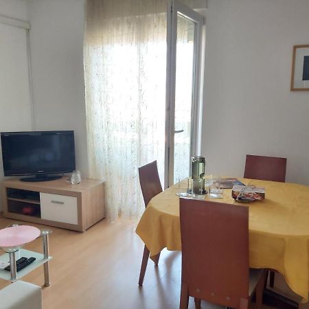 Apartment Mirela Задар Экстерьер фото