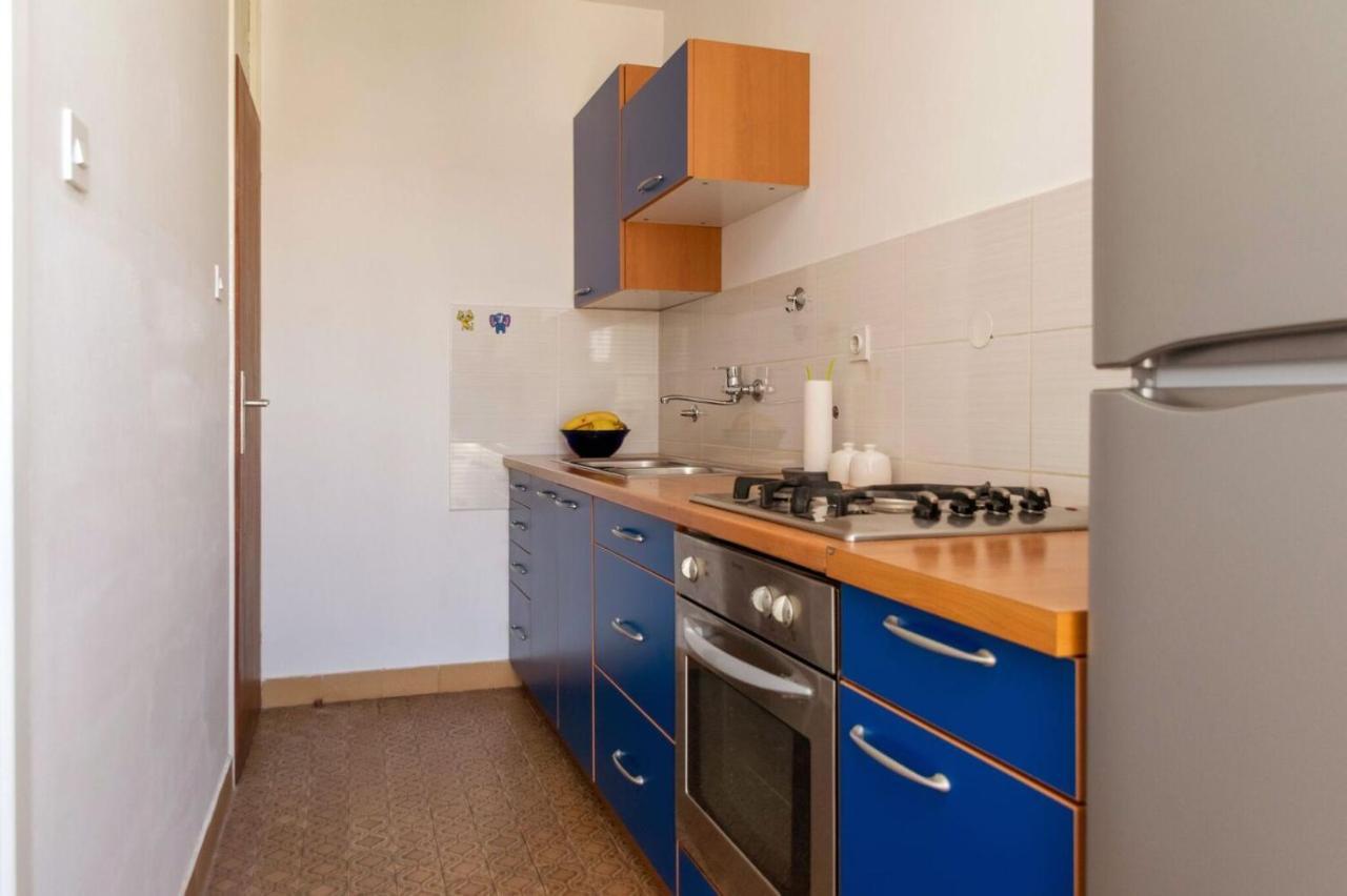 Apartment Mirela Задар Экстерьер фото