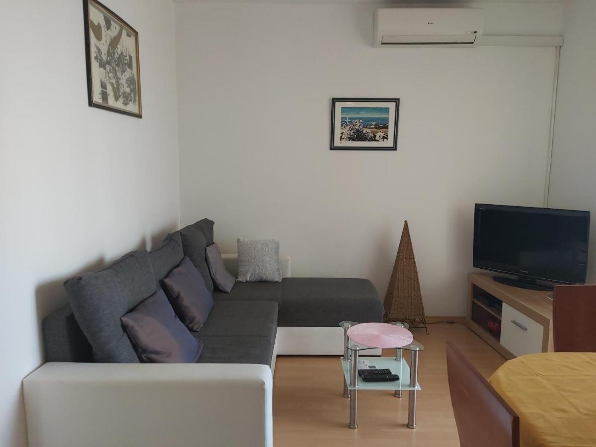 Apartment Mirela Задар Экстерьер фото
